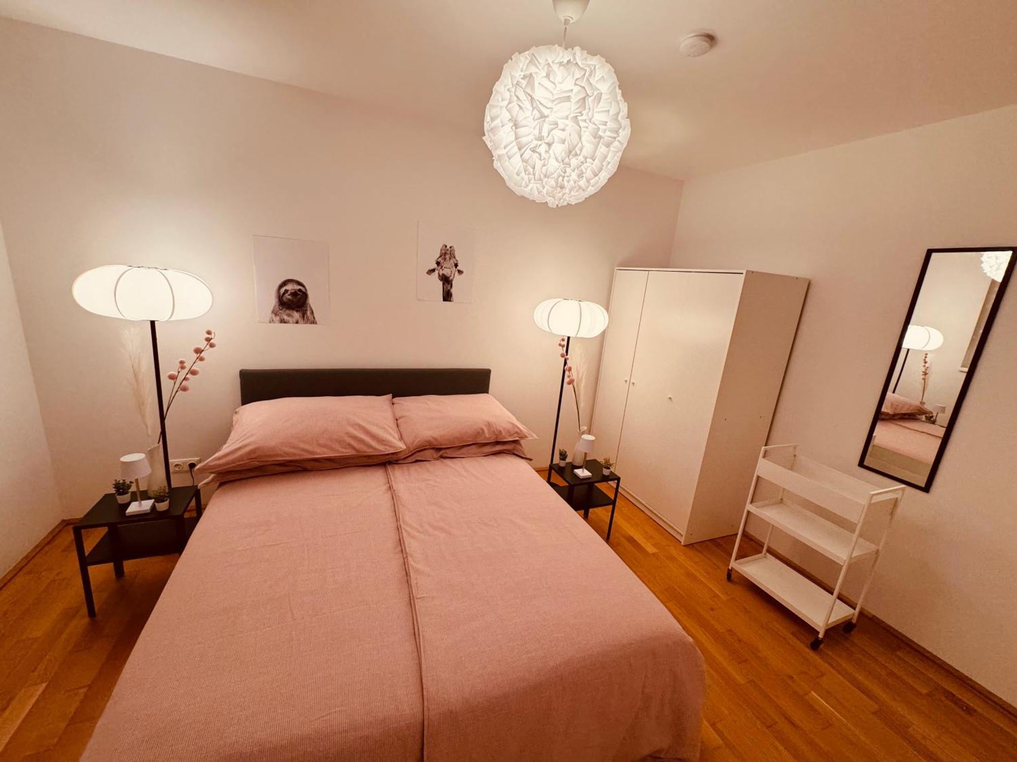 Apartament Ursula Rose Collection An Der Donau Wiedeń Zewnętrze zdjęcie